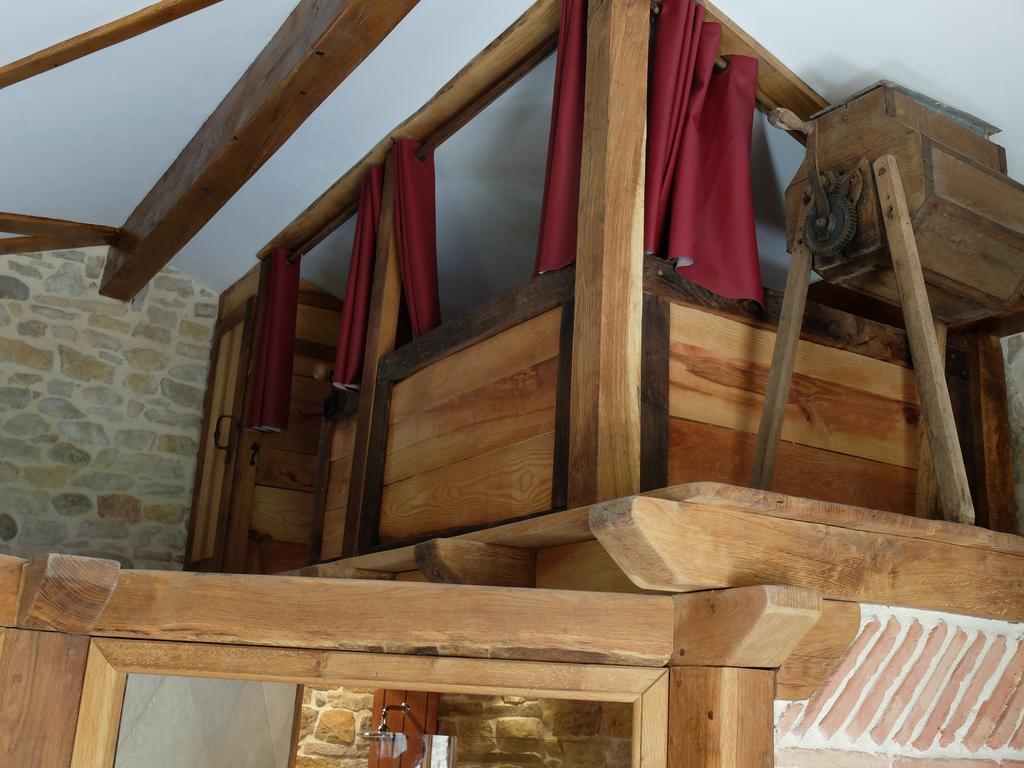Villa Le Grangeon 01 Ambérieu-en-Bugey Habitación foto